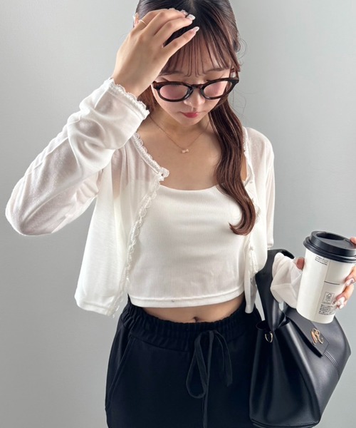 one after another NICE CLAUP（ワンアフターアナザーナイスクラップ）の「カップ付きキャミソール（キャミソール・レディース・ベージュ/ブラック/オフホワイト/ドット・FREE）」の5枚目の写真