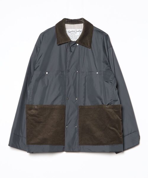 my beautiful landlet(マイビューティフルランドレット)の「【my beautiful landlet】PADDED NYLON(カバーオール・メンズ・ブラック/チャコールグレー/イエロー・1/0)」の11枚目の写真