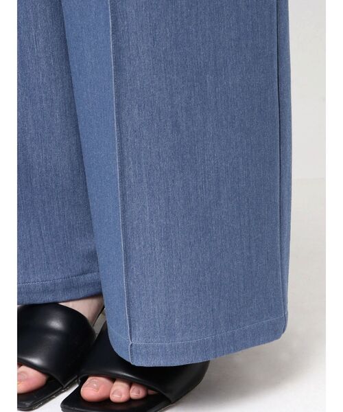 LAGUNAMOON（ラグナムーン）の「テンセルデニムイージーパンツ（デニムパンツ・レディース・ブルー/グレー・MEDIUM/SMALL）」の9枚目の写真