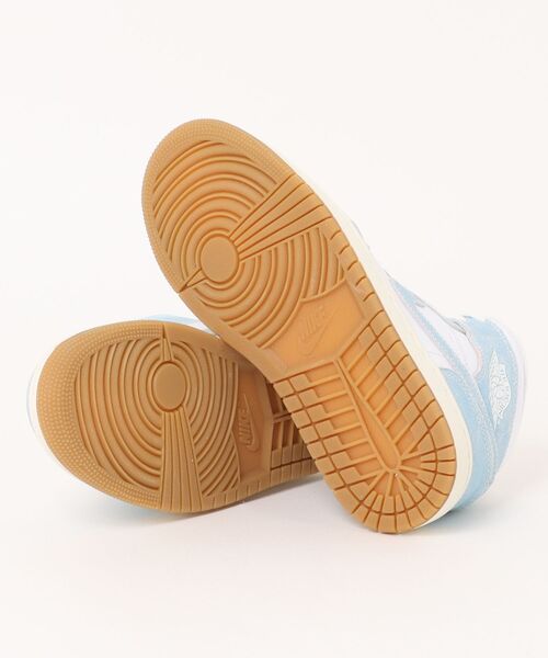 W AIR JORDAN 1 MID SE　ウィメンズ NIKE公式】エア ジョーダン 1 MID SE ウィメンズシューズ.オンライン