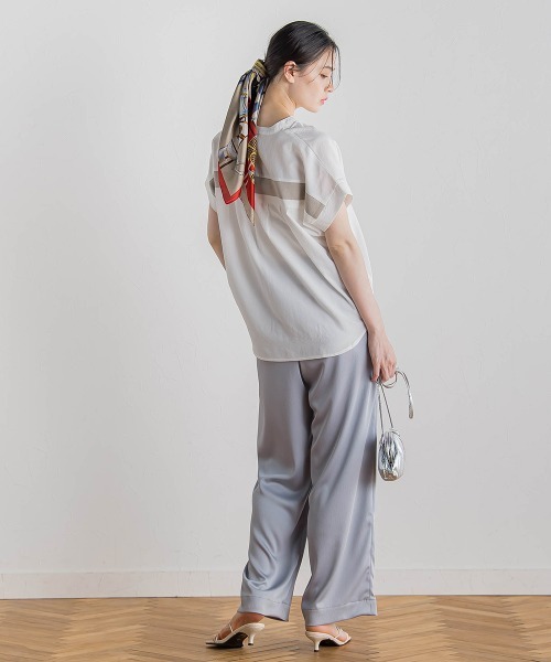 Droite lautreamont(ドロワットロートレアモン)の「【WEB限定】麻調バックヨークテープ切替えブラウス≪洗濯機で洗える≫(シャツ/ブラウス・レディース・オフホワイト/ブラック/ベージュ・M)」の12枚目の写真