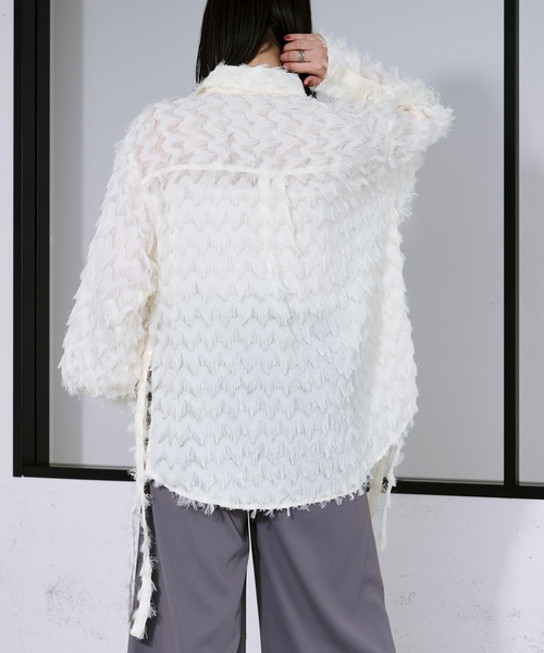 Ellno Loset（エルノロゼット）の「カットジャガードシアーシャツ/SETUP対応（シャツ/ブラウス・メンズ・レッド/オフホワイト/ブラック・SMALL/MEDIUM/LARGE）」の11枚目の写真