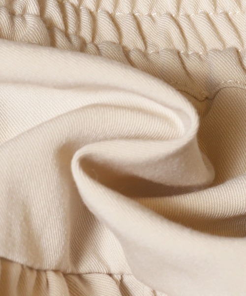 coca(coca)(コカ)の「キッズ ティアードフリルミニスカート(スカート・キッズ・ライトベージュ/チャコール・150/140/130/120)」の5枚目の写真