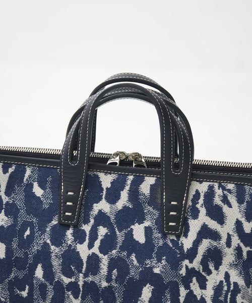 A VACATION/アヴァケーション】SABRINA BLUE LEO/ショルダーバッグ