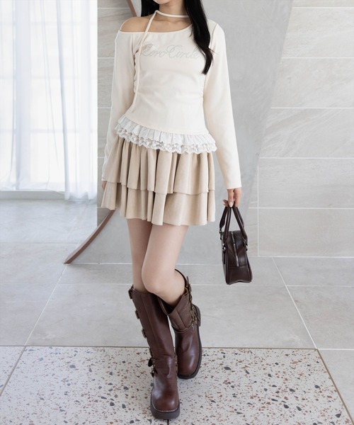 clear（クリア）の「2段フリルティアードスエードミニスカート［韓国ファッション ガーリー］≪AW新作≫（スカート・レディース・ブラウン/ブラック/ライトベージュ・F）」の5枚目の写真
