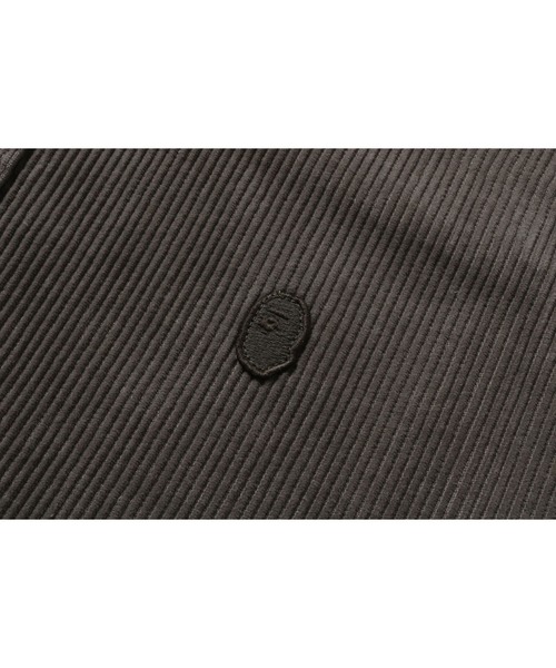 A BATHING APE(アベイシングエイプ)の「ONE POINT HEAVY WASHED CORDUROY LS SHIRT(シャツ/ブラウス・メンズ・オリーブ/チャコール/ベージュ・MEDIUM/LARGE/SMALL/X-LARGE/XX-LARGE)」の9枚目の写真