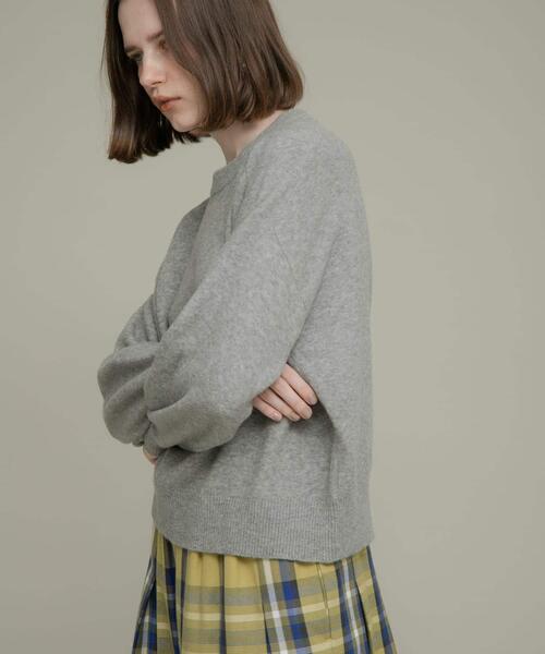 URBAN RESEARCH Sonny Label(アーバンリサーチサニーレーベル)の「フラッフィータッチクルーネックニットプルオーバー(ニット/セーター・レディース・ブラック/グレー/ミント・FREE)」の6枚目の写真