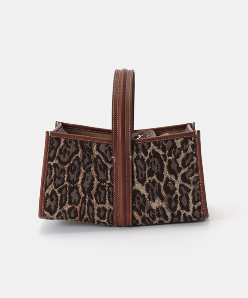 IENA(イエナ)の「A VACATION/ア ヴァケーション SEE SAW BAG LEO バッグ A104-SEE SAW(ハンドバッグ・レディース・キャメル・FREE)」の3枚目の写真