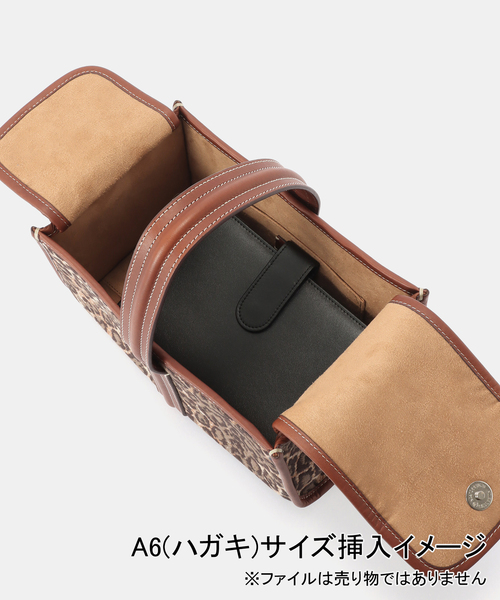 IENA(イエナ)の「A VACATION/ア ヴァケーション SEE SAW BAG LEO バッグ A104-SEE SAW(ハンドバッグ・レディース・キャメル・FREE)」の6枚目の写真