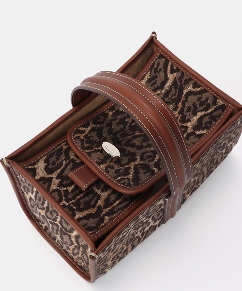 IENA(イエナ)の「A VACATION/ア ヴァケーション SEE SAW BAG LEO バッグ A104-SEE SAW(ハンドバッグ・レディース・キャメル・FREE)」の7枚目の写真