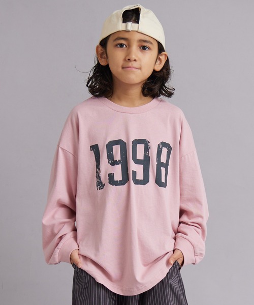 PAIRMANON STREET（ペアマノンストリート）の「【綿100%】アソート グラフィック 長袖 Tシャツ【PAIRMANON STREET】（Tシャツ/カットソー・キッズ・ブラック/ピンク系その他/ブラック系その他2/ホワイト系その他4/ホワイト系その他2/ブラック系その他3/レッド/ピンク/ホワイト系その他3/ホワイト/ホワイト系その他/ブラック系その他/ネイビー/ベージュ・90/150/160/100/130/110/140/120）」の12枚目の写真