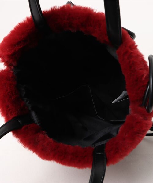 Lee(リー)の「Lee(リー)フェイクファー2wayミニショルダー&ハンドバッグ レディース(ハンドバッグ・レディース・ブラック/ワイン/グレイッシュベージュ・FREE)」の13枚目の写真