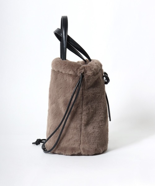 Lee(リー)の「Lee(リー)フェイクファー2wayミニショルダー&ハンドバッグ レディース(ハンドバッグ・レディース・ブラック/ワイン/グレイッシュベージュ・FREE)」の17枚目の写真