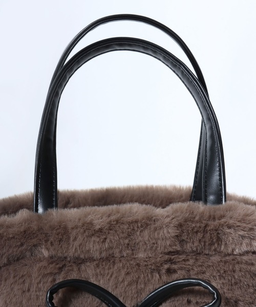 Lee(リー)の「Lee(リー)フェイクファー2wayミニショルダー&ハンドバッグ レディース(ハンドバッグ・レディース・ブラック/ワイン/グレイッシュベージュ・FREE)」の14枚目の写真