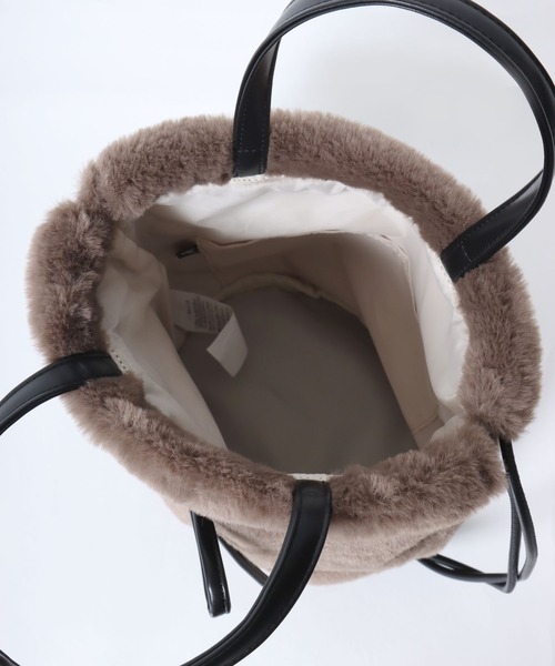 Lee(リー)の「Lee(リー)フェイクファー2wayミニショルダー&ハンドバッグ レディース(ハンドバッグ・レディース・ブラック/ワイン/グレイッシュベージュ・FREE)」の18枚目の写真