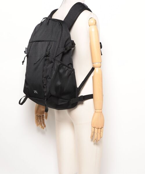B.I.D.(ビーアイディー)の「《GRAMICCI》DAY PACK 25L(バックパック/リュック・メンズ・ブラック・FREE)」の15枚目の写真