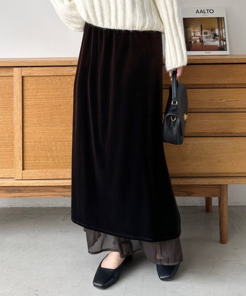 Eclat one(エクラワン)の「【Eclat one】レイヤードデザイン ベロア ロングスカート(スカート・レディース・ブラウン/ブラック・M/L)」の2枚目の写真