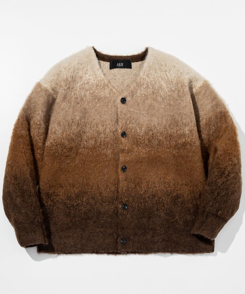 AKM Contemporary（エイケイエムコンテンポラリー）の「【WEB・直営店限定】AKM Contemporary(エイケイエムコンテンポラリー)モヘア オーバーサイズ グラデーション ニットカーディガン(保温性/起毛)（カーディガン/ボレロ・メンズ・ブラック/ホワイト/ブラウン・S/M/L/XL）」の19枚目の写真