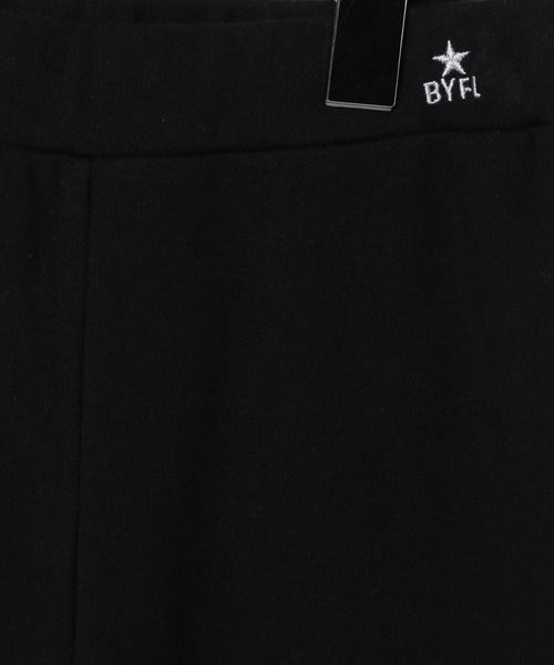 BAYFLOW（ベイフロー）の「[抜群の伸縮性!]モチモチスムースレギンス[KIDS]（レギンス/スパッツ・キッズ・ホワイト/ブルー/ブラック・110cm/150cm/140cm/130cm/120cm）」の20枚目の写真