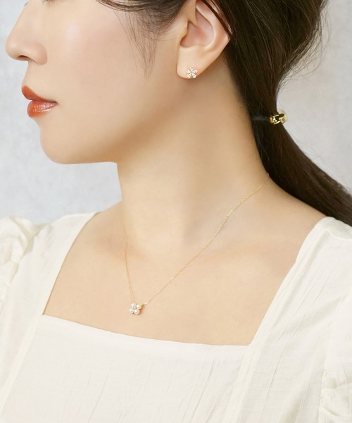 WEB限定商品】K10 キュービックジルコニア フラワーピアス（YG