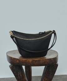 AULENTTI | 【AULENTTI（オーレンティ）】チェーン付きバッグ(ハンドバッグ)