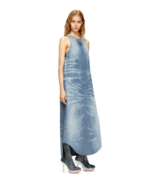 DIESEL（ディーゼル）の「ウィメンズ デニムドレス DE-LINA-S（ワンピース・レディース・インディゴブルー・SMALL/MEDIUM/X-SMALL）」の3枚目の写真