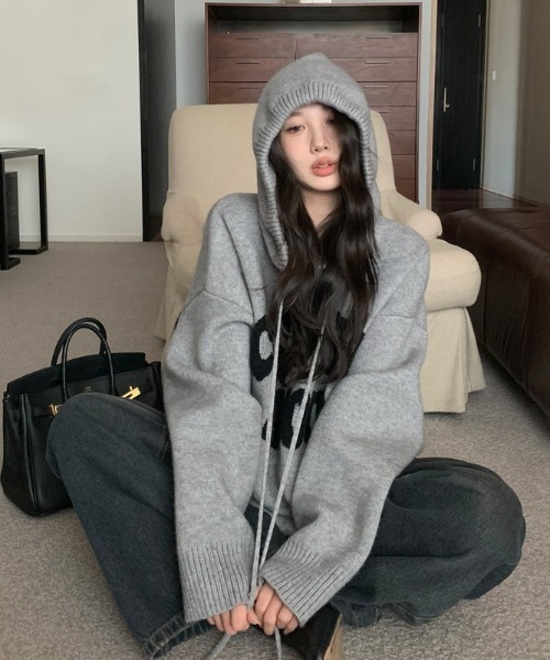 LAC-VERT（ラック・ヴェール）の「ビッグロゴニットパーカー（パーカー・レディース・オフホワイト/グレー/ブラック/レッド・FREE）」の21枚目の写真