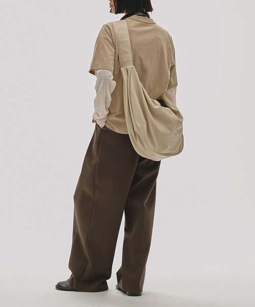 TODAYFUL（トゥデイフル）の「【TODAYFUL/トゥデイフル】Bonding Wide Trousers/ボンディングワイドトラウザーパンツ（スラックス・レディース・チャコールグレー/ブラック/モスグリーン・36/38）」の16枚目の写真