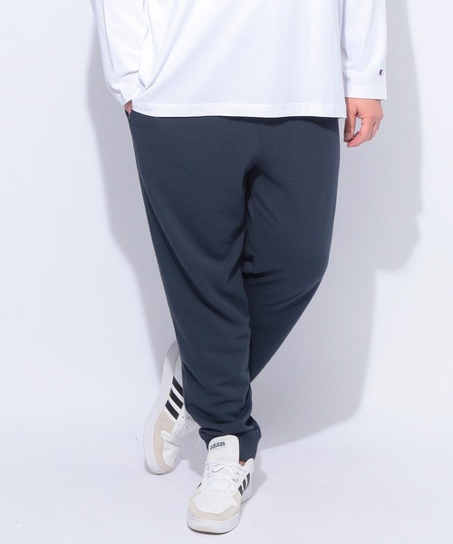 Champion(チャンピオン)の「Champion (チャンピオン) ワンポイントC ロゴ刺繍 ウエストゴム スウェット パンツ(スウェットパンツ・メンズ・グレー/ブラック/ネイビー・4L/5L/3L)」の2枚目の写真