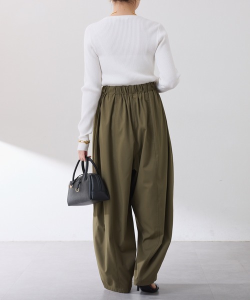 COLLAGE GALLARDAGALANTE(コラージュガリャルダガランテ)の「スパンライクボーイフレンドワイドパンツ/ZOZO限定(その他パンツ・レディース・ブラック/ベージュ/ダークネイビー/カーキブラウン・マルチサイズ)」の17枚目の写真