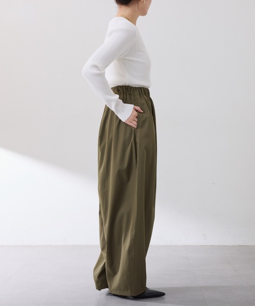 COLLAGE GALLARDAGALANTE(コラージュガリャルダガランテ)の「スパンライクボーイフレンドワイドパンツ/ZOZO限定(その他パンツ・レディース・ブラック/ベージュ/ダークネイビー/カーキブラウン・マルチサイズ)」の18枚目の写真