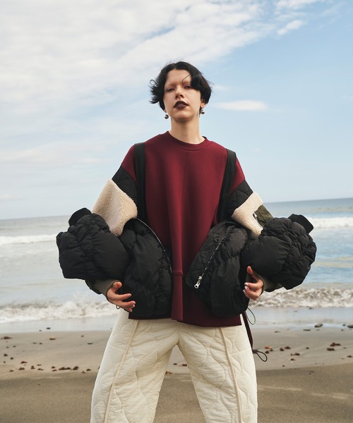 OMMO(オーエムエムオー)の「SHIRRING LAYERED DOWN CT(その他アウター・レディース・ブラック/カーキ・F)」の16枚目の写真