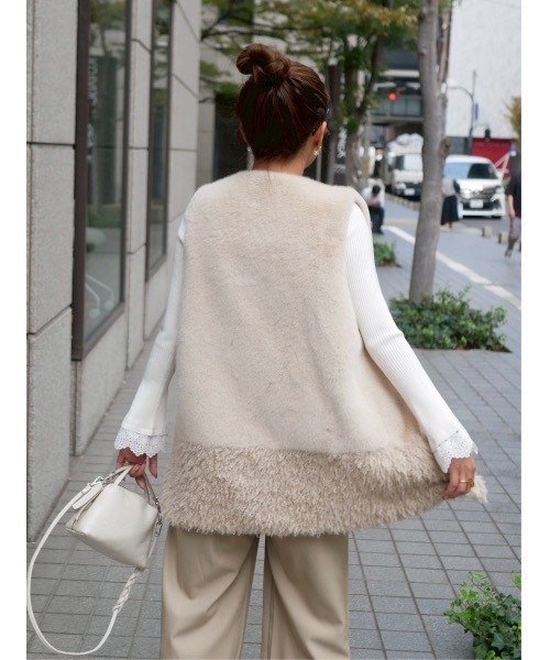 ボアドッキングファーベスト（その他アウター）｜BeBeoD（べベッド）の