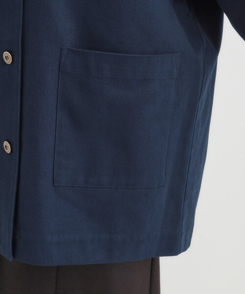 SHOO・LA・RUE（シューラルー）の「【S-LL】オーバーシルエットでこなれ感 襟コール カバーオール（ステンカラーコート・レディース・カーキ/ネイビー・04/03/02/01）」の17枚目の写真