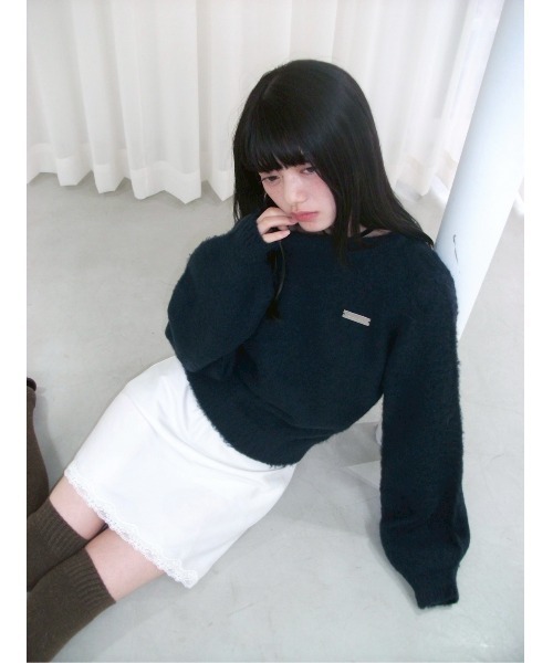 Smyeon(スミョン)の「Name plate shaggy knit/ネームプレート付きシャギーニットプルオーバー(ニット/セーター・レディース・ブラック/ネイビー/イエロー・FREE)」の13枚目の写真