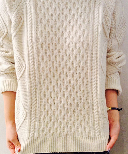 PUAL CE CIN（ピュアルセシン）の「９ＧケーブルクルーＮ　Ｐ／Ｏ（ニット/セーター・レディース・アイボリー/オートミール/グレー/ネイビー・FREE）」の17枚目の写真