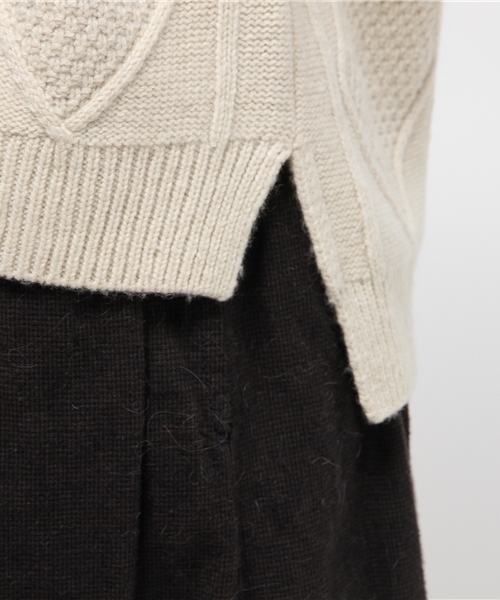 PUAL CE CIN（ピュアルセシン）の「９ＧケーブルクルーＮ　Ｐ／Ｏ（ニット/セーター・レディース・アイボリー/オートミール/グレー/ネイビー・FREE）」の11枚目の写真