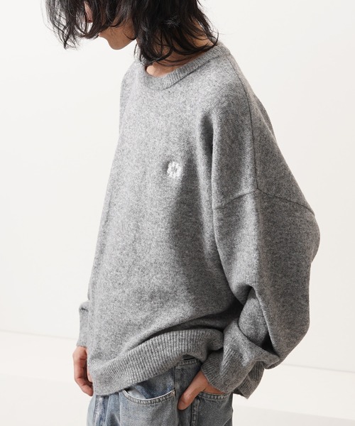 Laufer(ロイファー)の「【Laufer】クロップド ルーズ クルーニット / Cropped Loose Crew Neck Knit(ニット/セーター・メンズ・ブラック/アッシュ/グレー/ブルー・M/L)」の2枚目の写真
