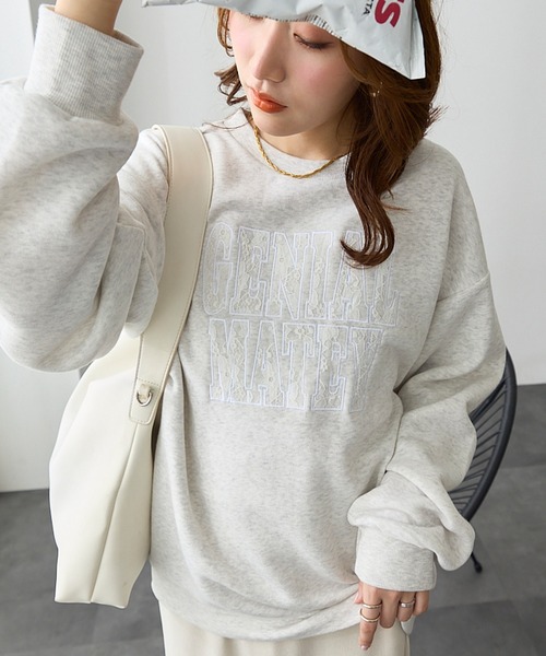 ReDial(リダイアル)の「レースロゴ刺繍スウェット(スウェット・レディース・ブラック/杢グレー/オートミール・M/L/LL/3L)」の15枚目の写真