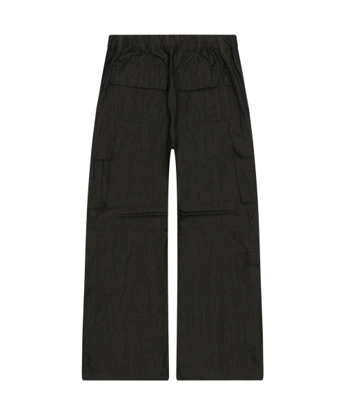 AAKAM(アーカム)の「Textured Side Pocket Cargo Pants (Black)(その他パンツ・レディース・その他・1/2)」の5枚目の写真