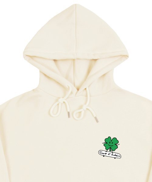GRAVER（グレーバー）の「[ユニセックス]クローバーボードフードパーカー_クリーム（パーカー・レディース・アイボリー・SMALL/MEDIUM/LARGE/X-LARGE）」の3枚目の写真
