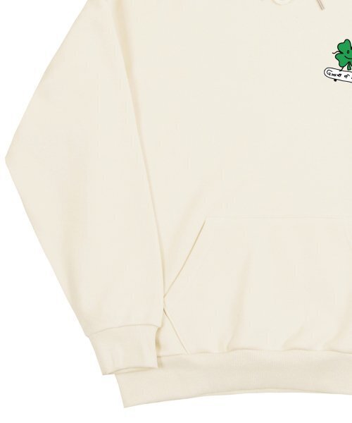 GRAVER（グレーバー）の「[ユニセックス]クローバーボードフードパーカー_クリーム（パーカー・レディース・アイボリー・SMALL/MEDIUM/LARGE/X-LARGE）」の5枚目の写真