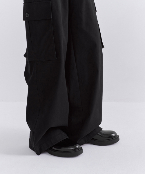 MUSINSA STANDARD WOMAN（ムシンサスタンダードウーマン）の「ウィメンズヘリンボーンワイドカーゴパンツ[ブラック]（その他パンツ・レディース・その他・30/24/25/26/27/28/29）」の8枚目の写真
