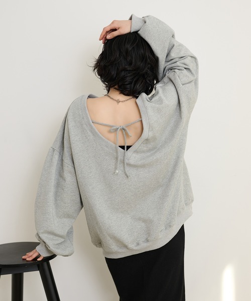 LAULEN(ローレン)の「back open volume sweat pullover /バックオープンボリュームスウェットプルオーバー(スウェット・レディース・グレー/ブラック・FREE)」の18枚目の写真