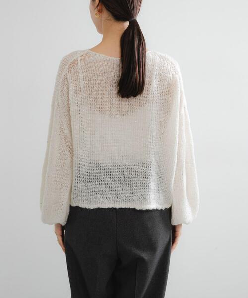 URBAN RESEARCH（アーバンリサーチ）の「スパンコールモヘヤルーズニット（ニット/セーター・レディース・オフホワイト/ネイビー・FREE）」の14枚目の写真