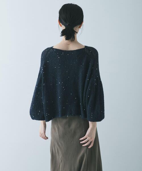 URBAN RESEARCH（アーバンリサーチ）の「スパンコールモヘヤルーズニット（ニット/セーター・レディース・オフホワイト/ネイビー・FREE）」の20枚目の写真