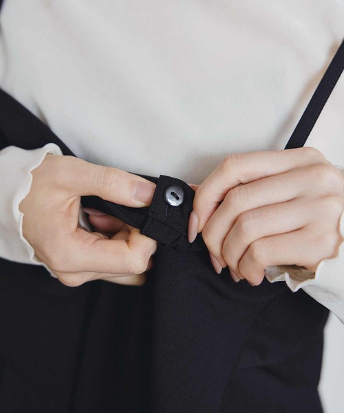 PICCIN PERLA(ピッチンペルラ)の「リボンサロペット(サロペット/オーバーオール・レディース・ブラック・M)」の8枚目の写真