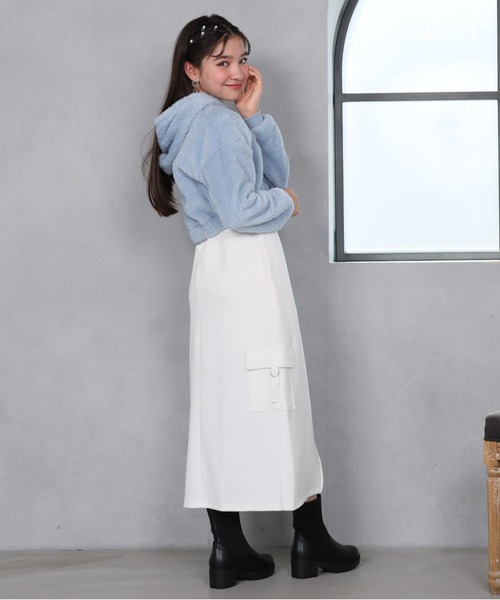 PINKHUNT（ピンクハント）の「PINKHUNT スリットロングカーゴスカート 1149K（スカート・キッズ・ブラック/ホワイト/チャコールグレー・120cm/130cm/140cm/150cm/160cm）」の13枚目の写真