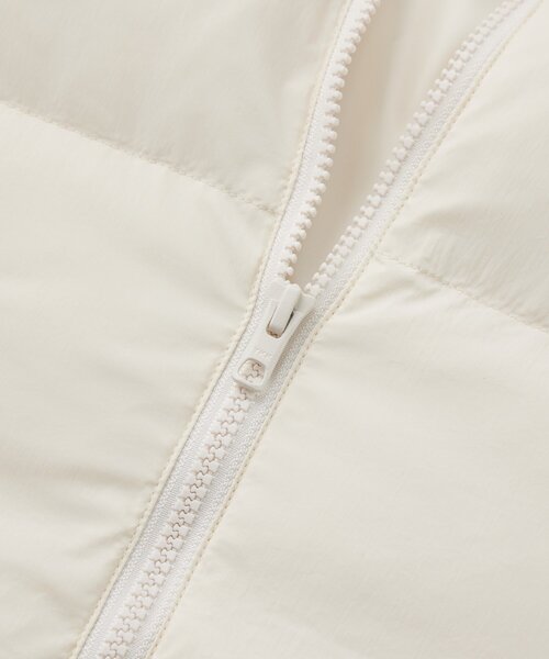 La boutique BonBon（ラブティックボンボン）の「タフタロングダウンコート（ダウンジャケット/コート・レディース・オフホワイト・FREE）」の8枚目の写真