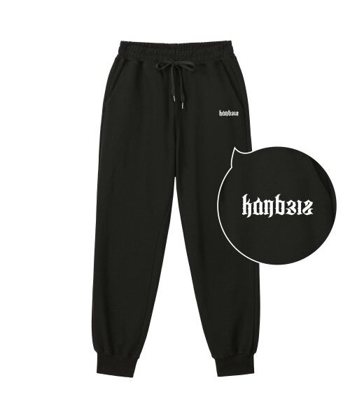 KAN6312(カン6312)の「KLPB0015 カンレタリングジョガーパンツ ブラック(スウェットパンツ・メンズ・その他・MEDIUM/LARGE)」の1枚目の写真